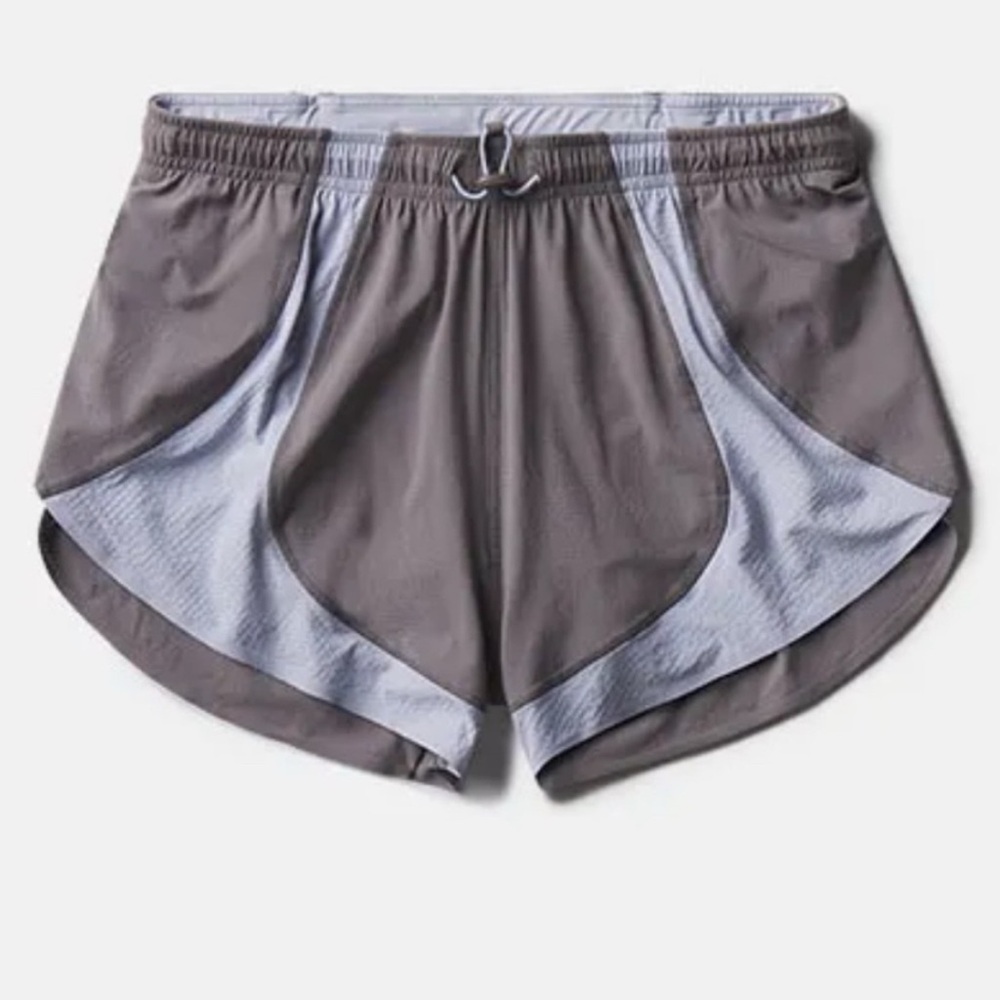 Outdoor Voices Jog 2.5” Short Small